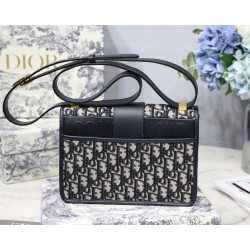 Dior 30 Montaigne Bag In Blue Oblique Jacquard Canvas CDBS2012