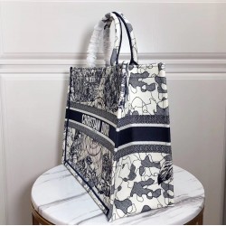 Dior Book Tote Bag In Blue Around The World Embroidered Canvas CDBS2093