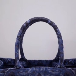 Dior Book Tote Bag In Blue KaleiDiorscopic Canvas CDBS2135