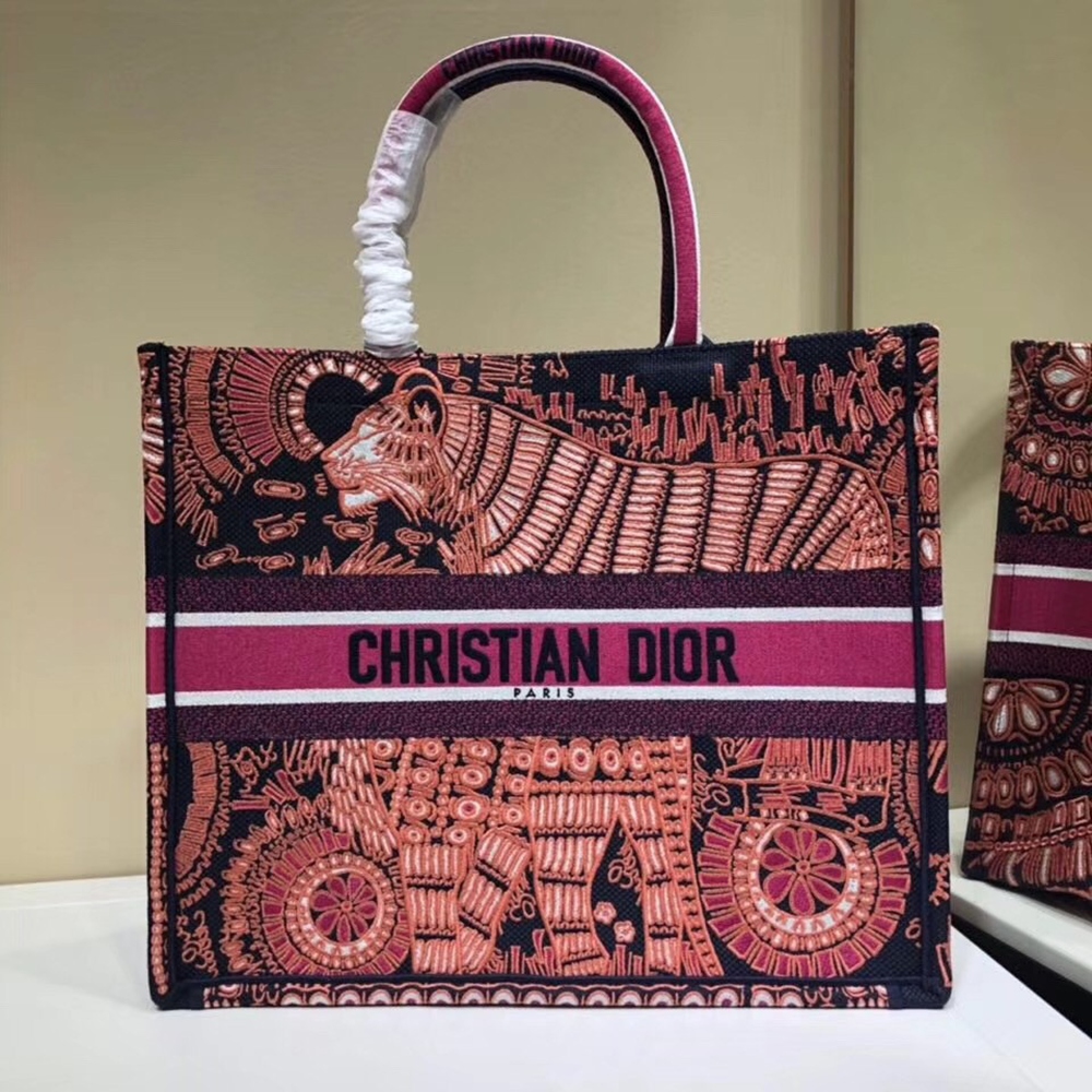 Dior Book Tote Bag In Fuchsia Animals Embroidered Canvas CDBS2106