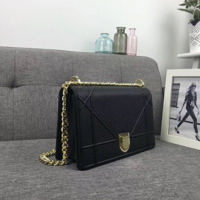 Dior Diorama Flap Bag In Noir Grained Calfskin CDBS2208