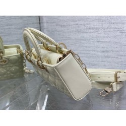 Dior Lady D-Joy Small Bag in White Patent Calfskin CDBS2330