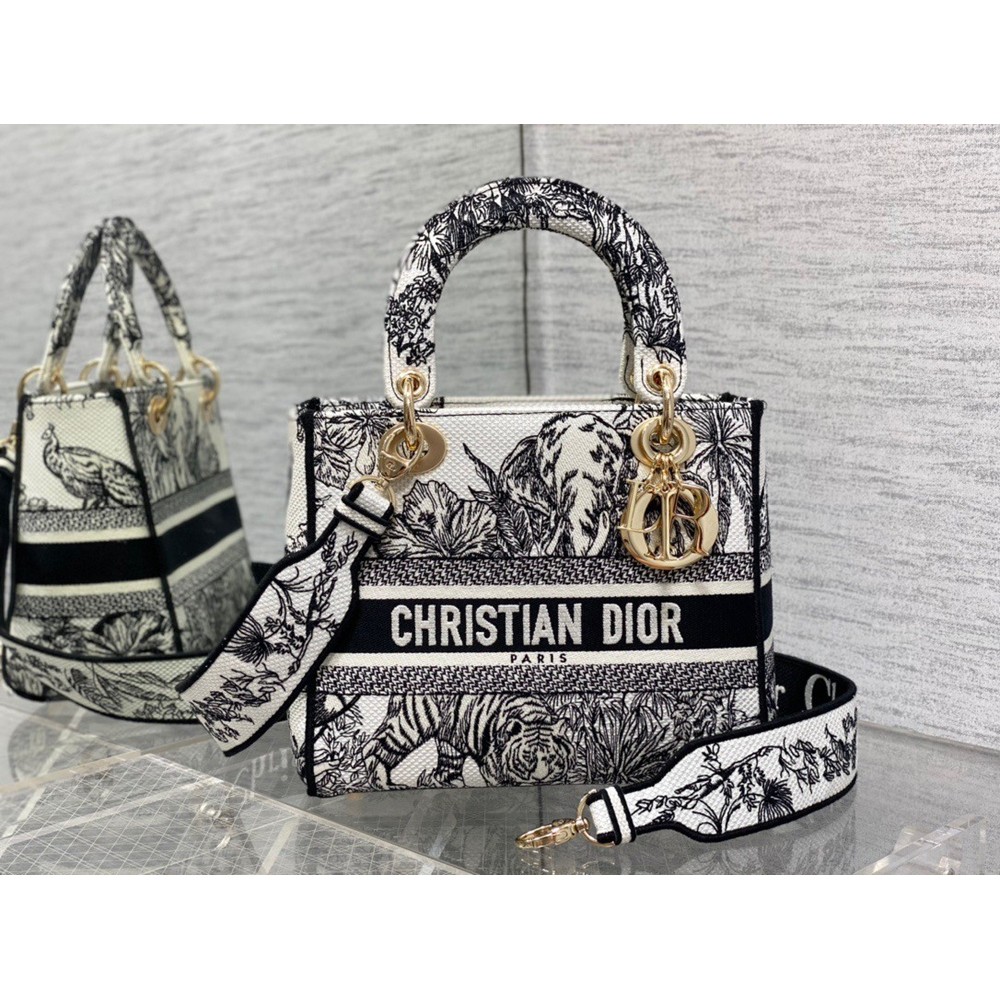 Dior Lady D-Lite Medium Bag In White Toile de Jouy Voyage Embroidery CDBS2337