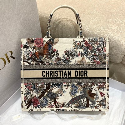 Dior Large Book Tote Bag In White Jardin d'Hiver Embroidery CDBS2359