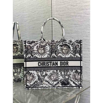 Dior Large Book Tote Bag in White Toile de Jouy Soleil Embroidery CDBS2364