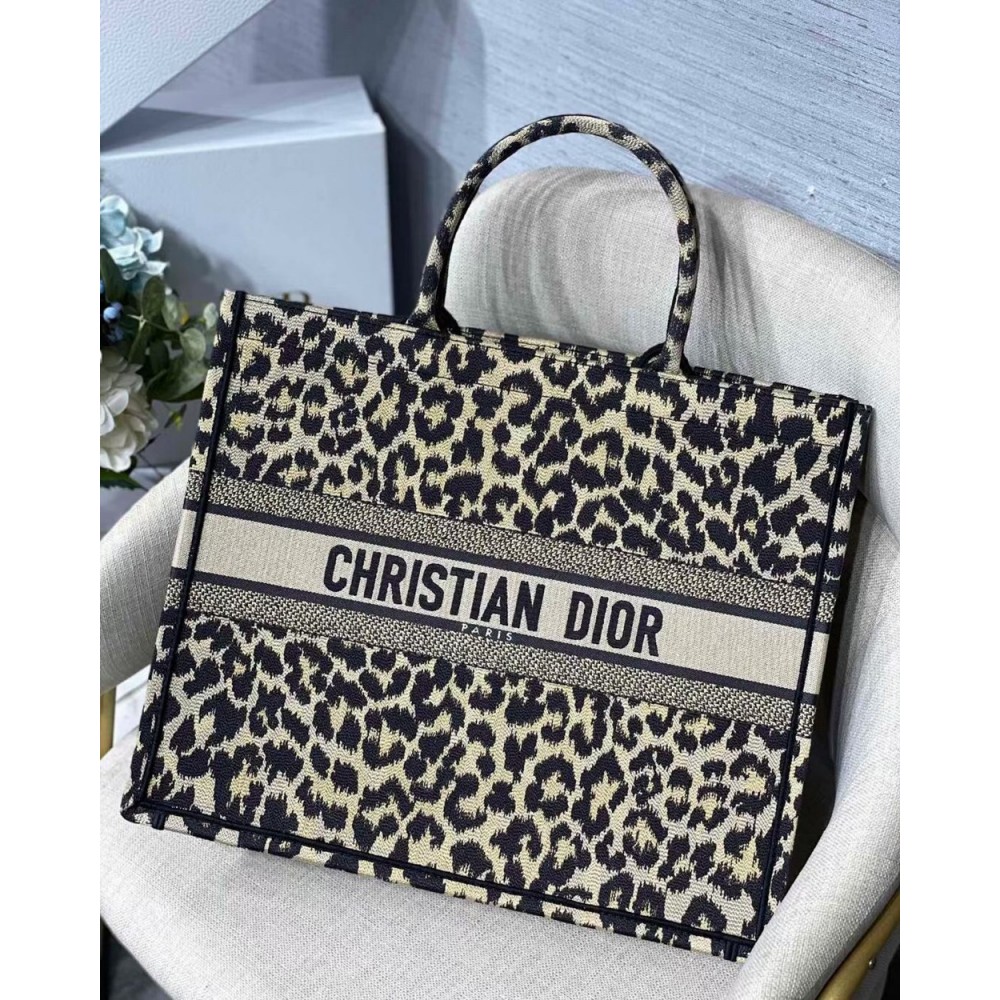 Dior Large Book Tote In Beige Multicolor Mizza Embroidery CDBS2367