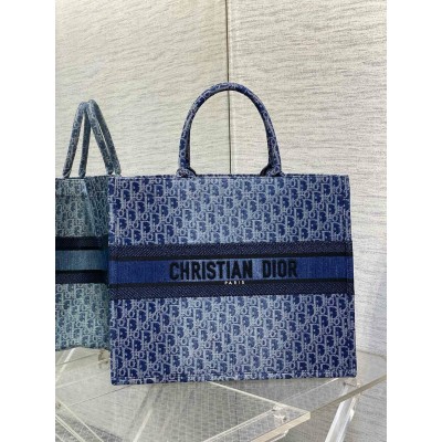 Dior Medium Book Tote Bag in Blue Denim Oblique Jacquard CDBS2431