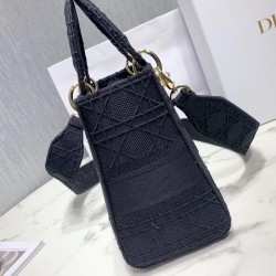 Dior Medium Lady D-Lite Bag In Black Embroidered Canvas CDBS2531