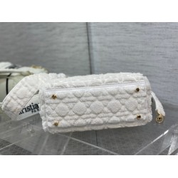 Dior Medium Lady D-Lite Bag In White Cannage Shearling CDBS2565