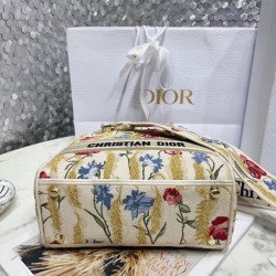 Dior Medium Lady D-Lite Hibiscus Metallic Thread Embroidery Bag CDBS2573