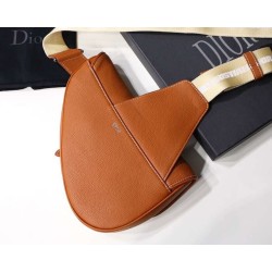 Dior Men's Saddle Belt Bag In Brown Grained Calfskin CDBS2585