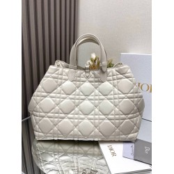 Dior Toujours Large Bag in White Macrocannage Calfskin CDBS2923