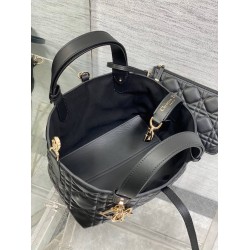 Dior Toujours Small Bag in Black Macrocannage Calfskin CDBS2930