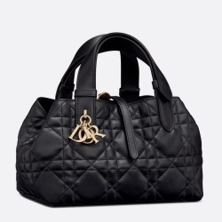 Dior Toujours Small Bag in Black Macrocannage Calfskin CDBS2930